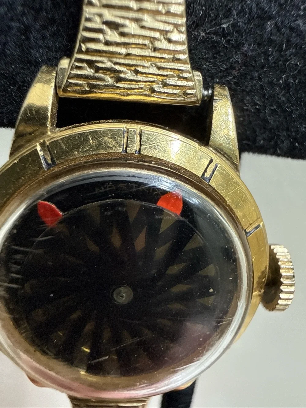 VINTAGE ERNEST BOREL KALEIDOSCOPE LADIES E WATCH=RUN